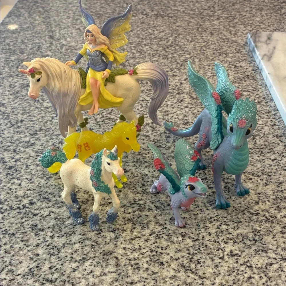 Bayala Schleich unicorn and dragon toy lot - Picture 1 of 16